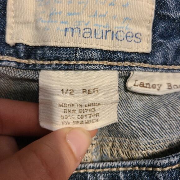 Maurices size 1/2 women's Laney bootcut white washed jeans - Picture 7 of 11